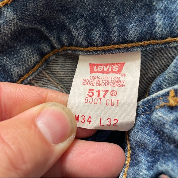 Vintage Levi’s 517 Boot Cut Fit Jeans 34x32 - Picture 3 of 10